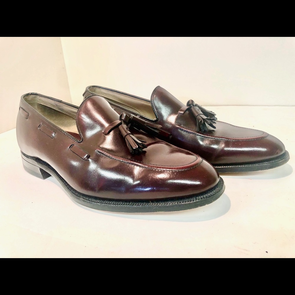 MEN’S JOHNSTON and MURPHY CLASSIC TASSEL SHOES.